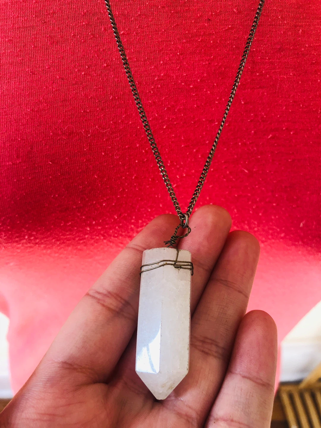 White Crystal Pendant Necklace - photo 2