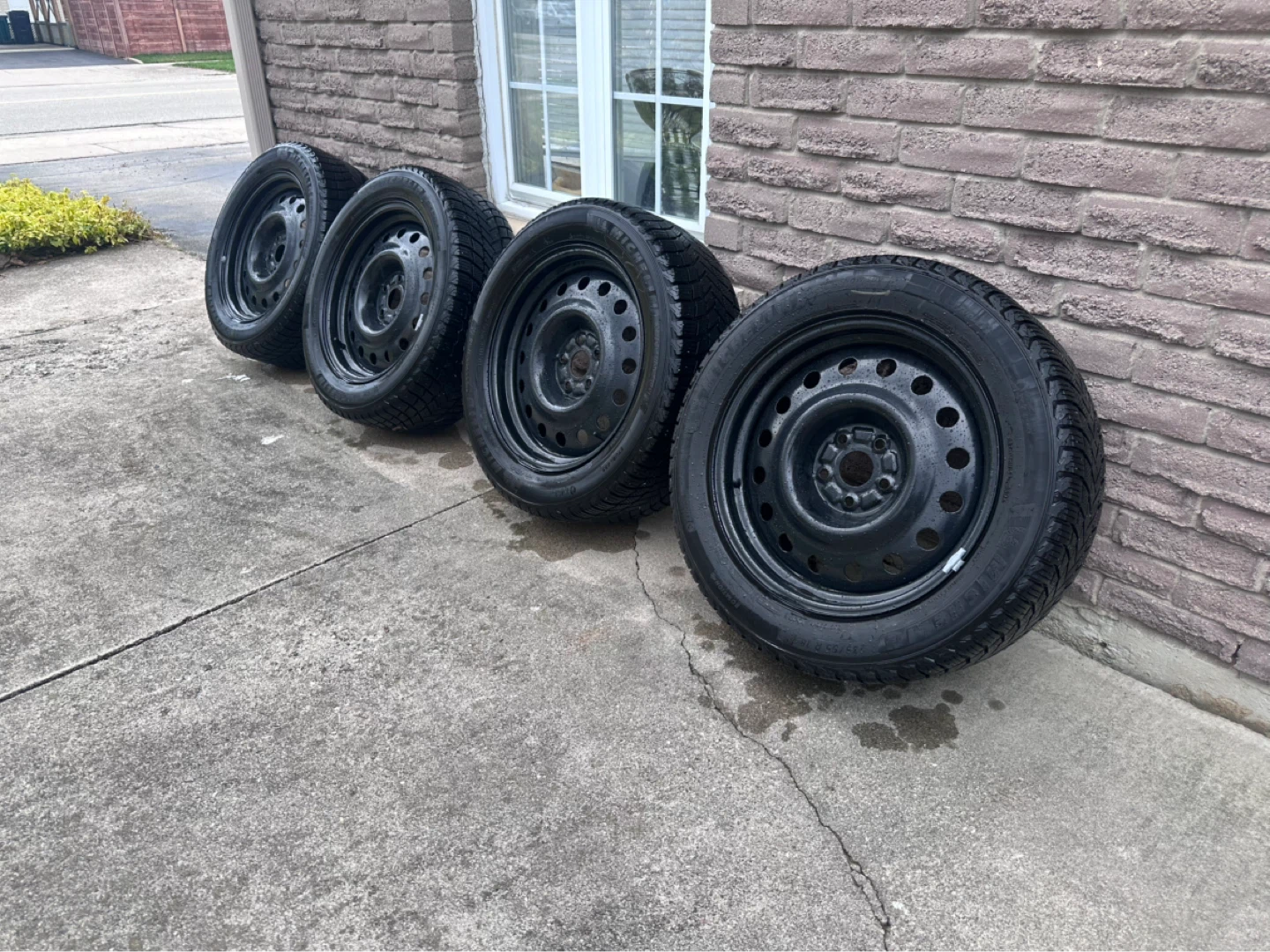 2013+ Toyota RAV4 Michelin Winter Tires on Rims