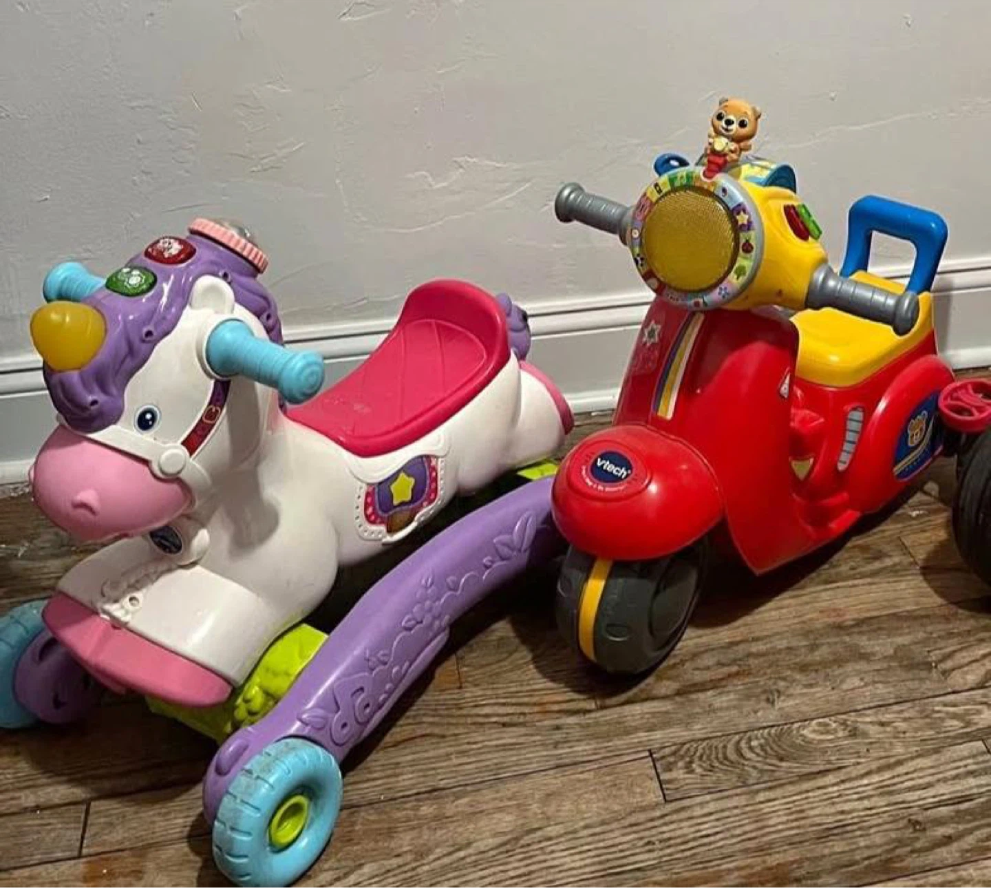 Ride-On Toys: Unicorn & Scooter