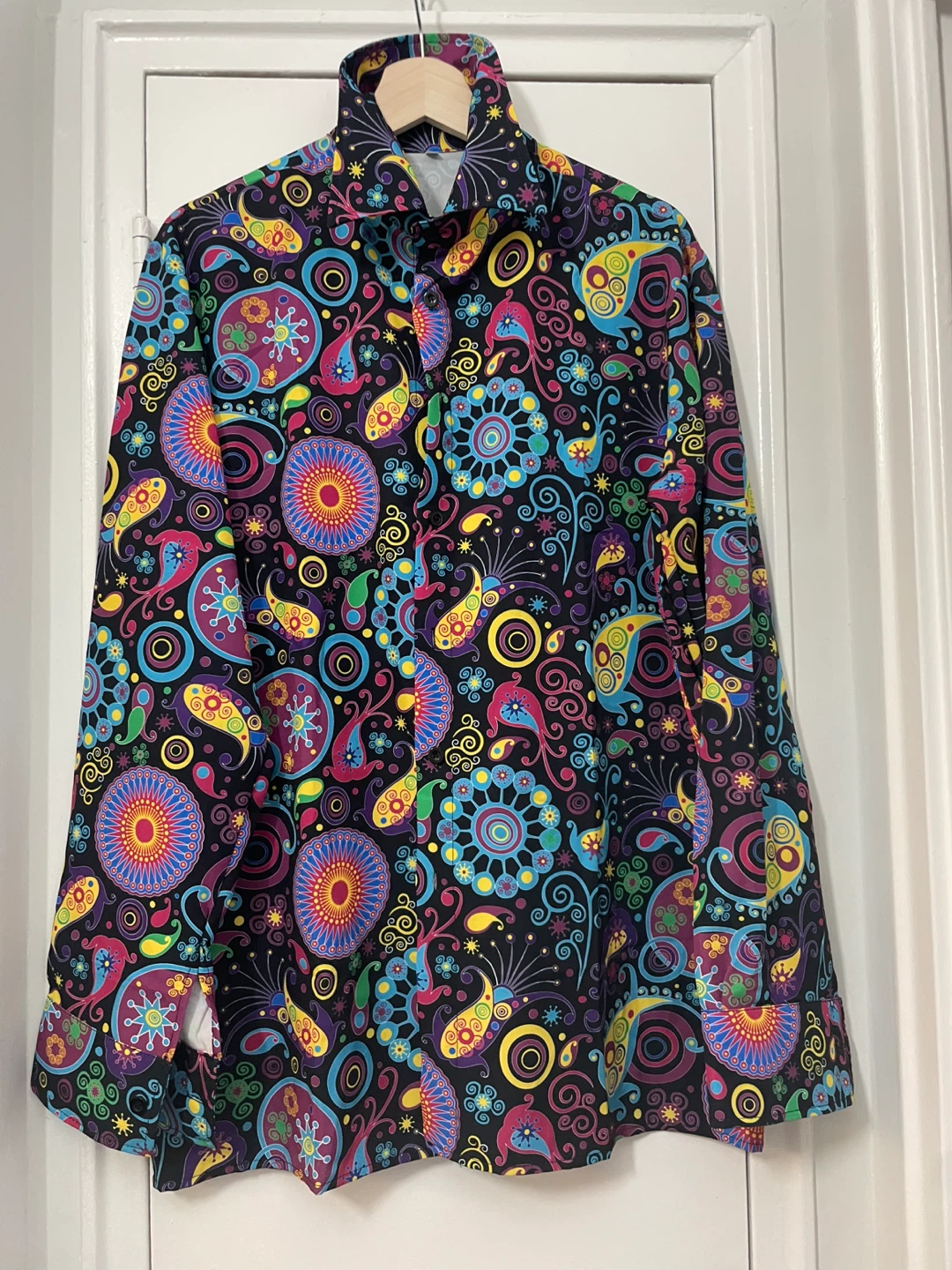 Colourful Paisley Print Button-Up Shirt  go today urgent 🚨🚨🚨🚨