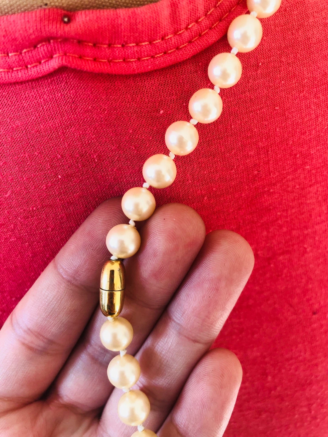Cream Faux Pearl Necklace with GoldClasp - photo 3