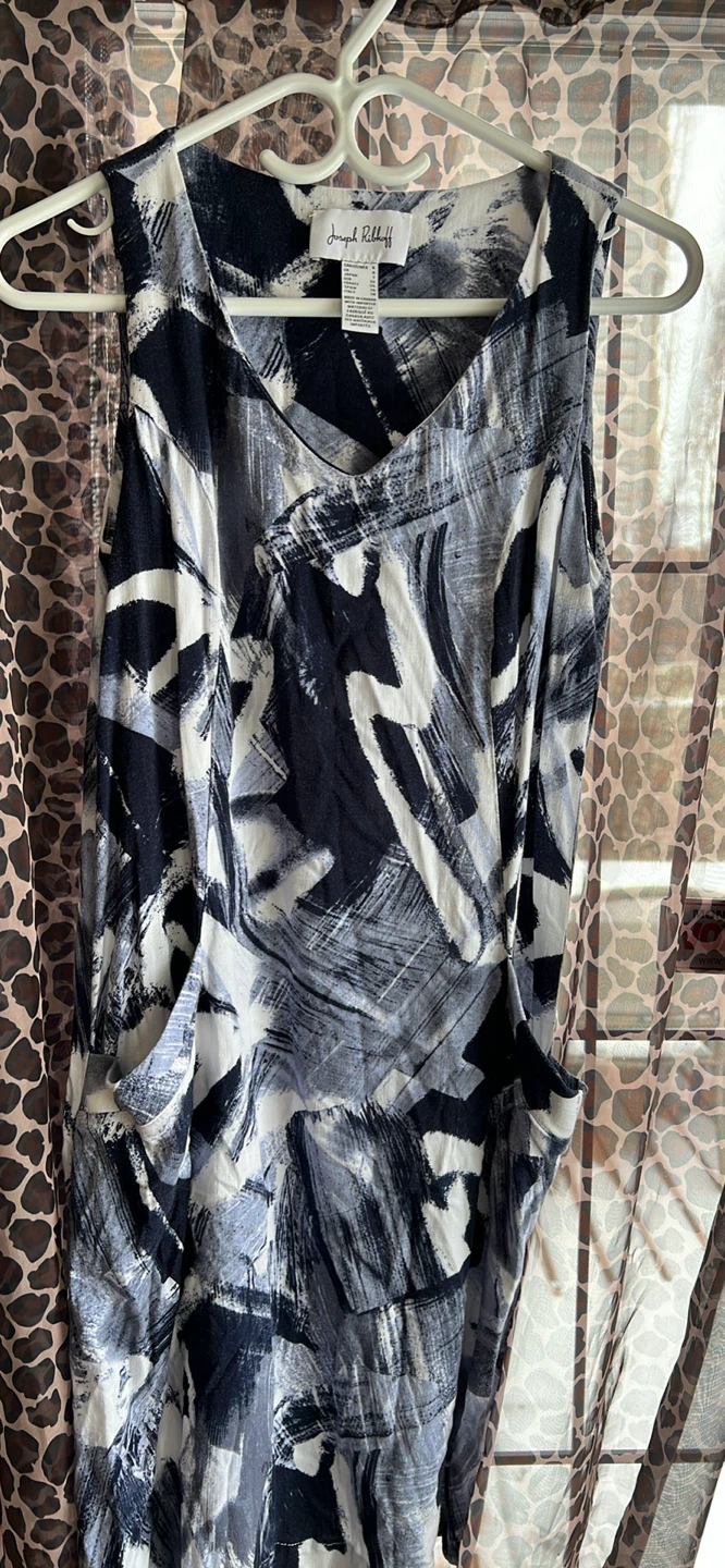 Joseph Ribkoff Sleeveless Dress - Size 4