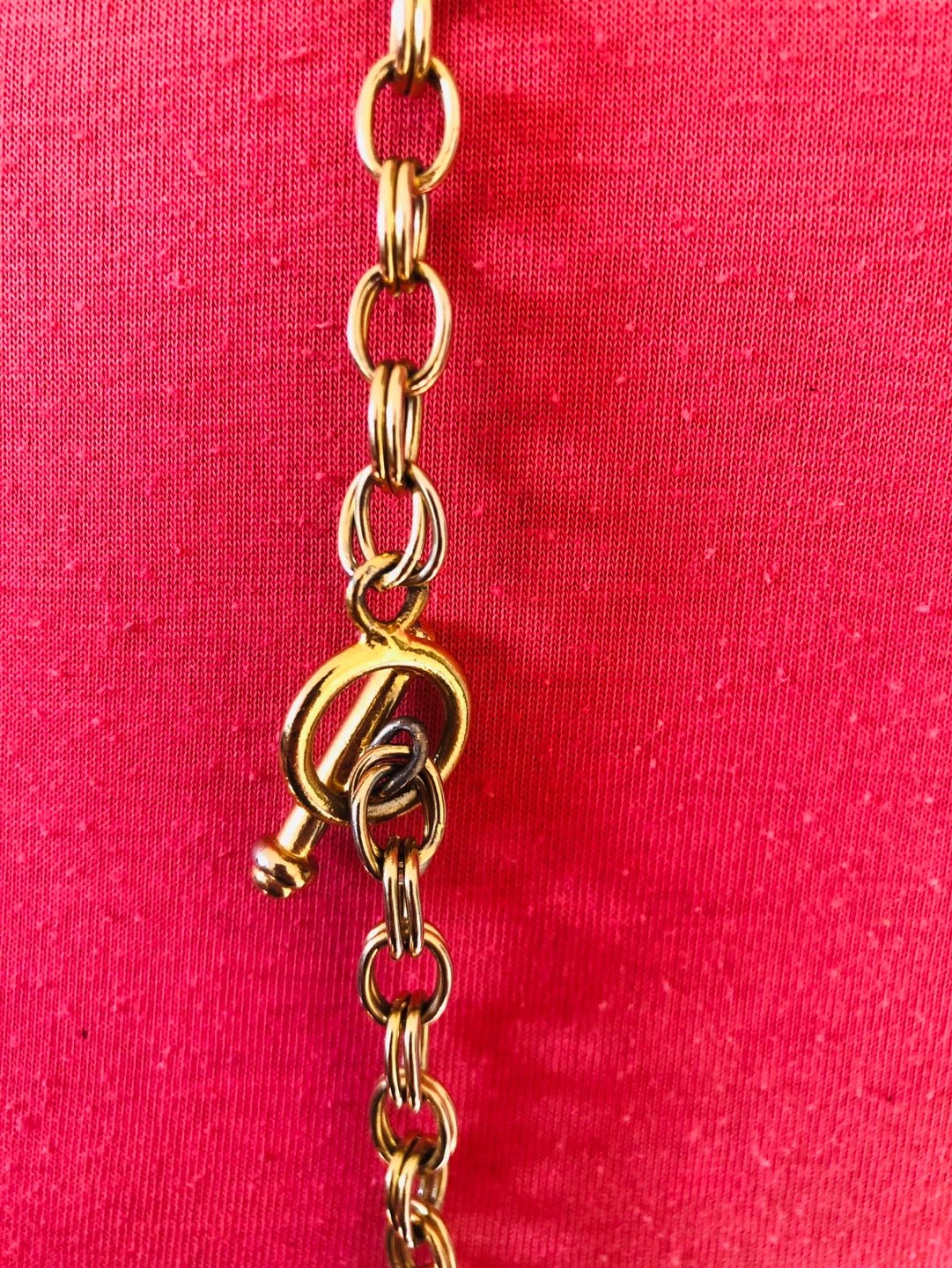 Gold tone long chain necklace with toggle clasp - photo 3