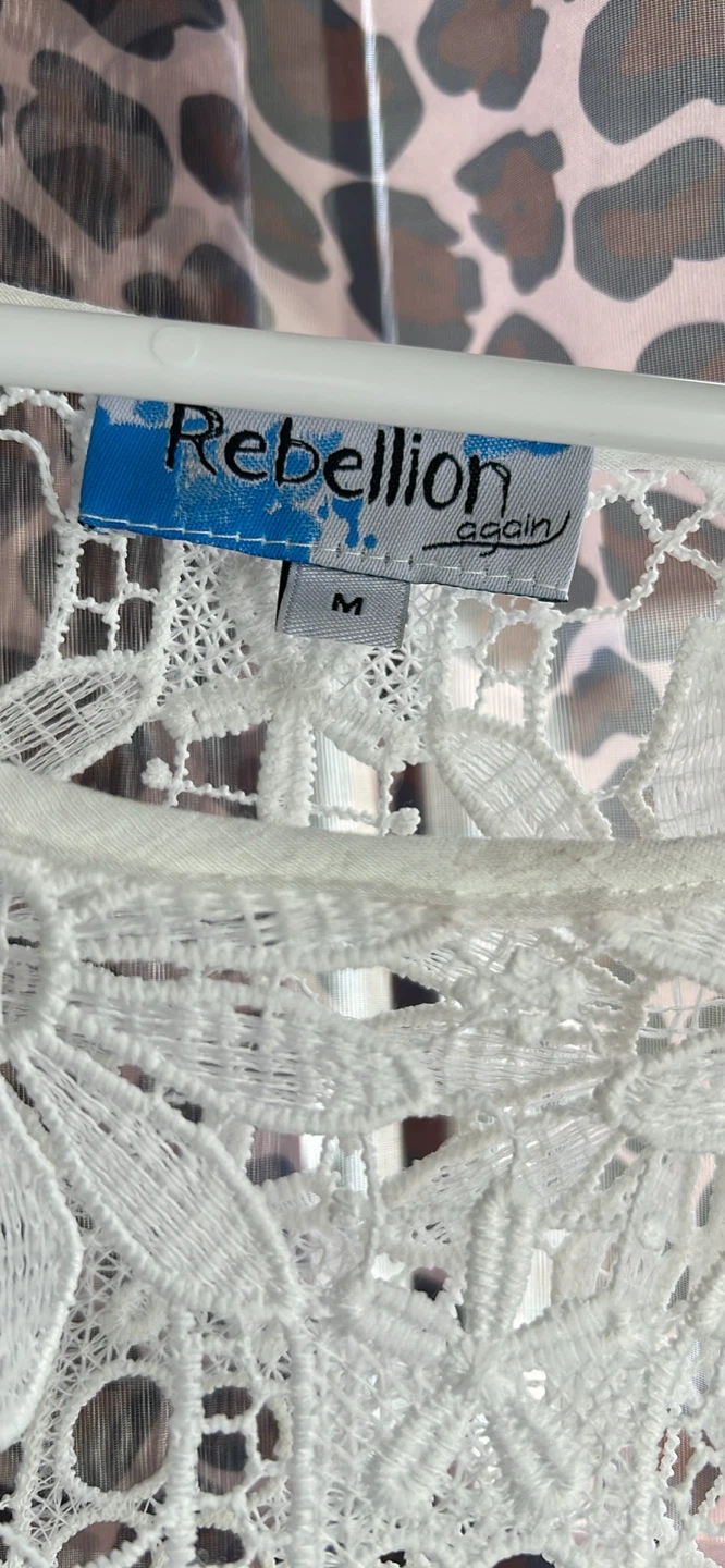 Rebellion Again White Lace Tank Top - Size M - photo 3