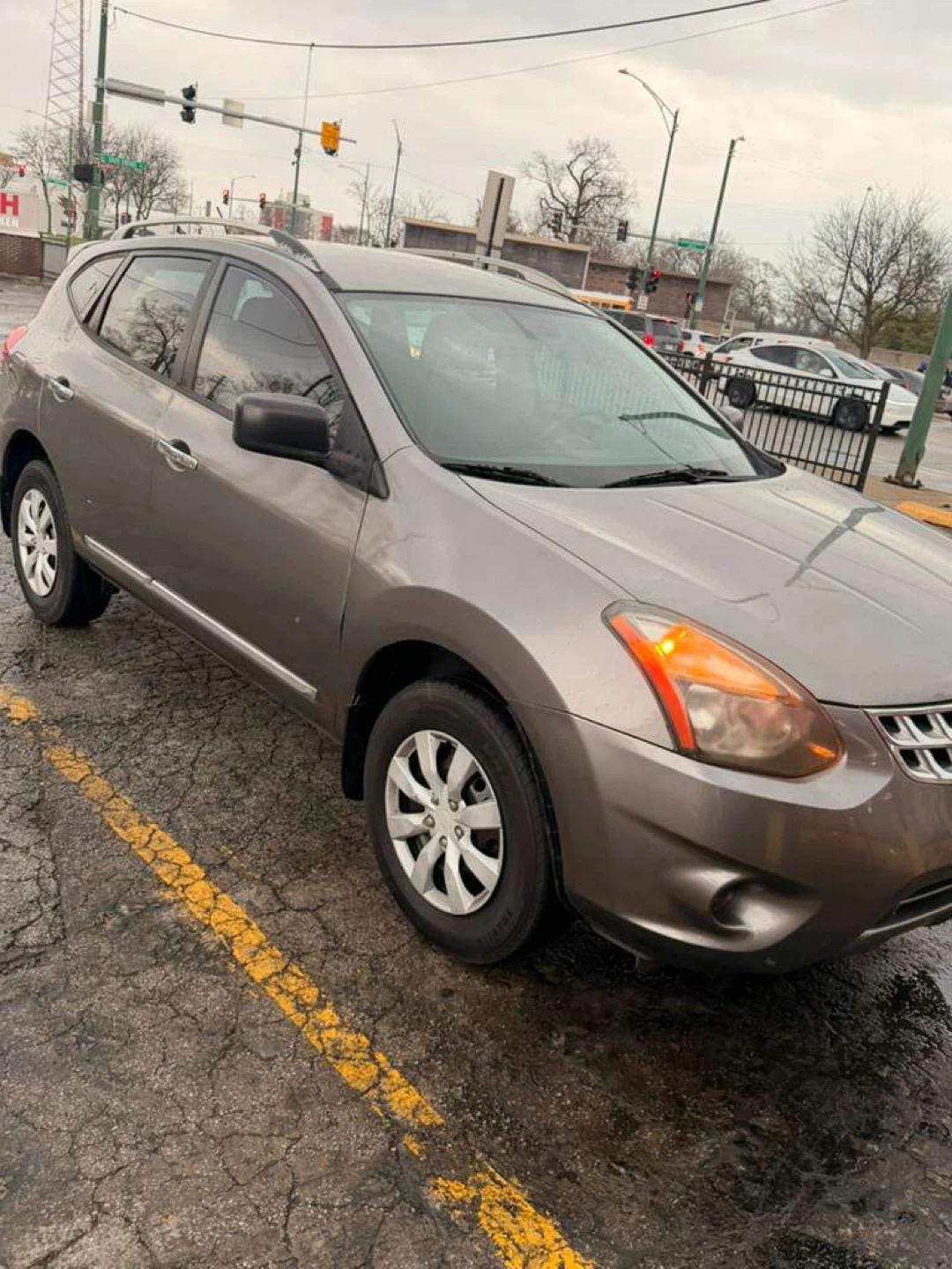 Nissan Rogue SUV - photo 2
