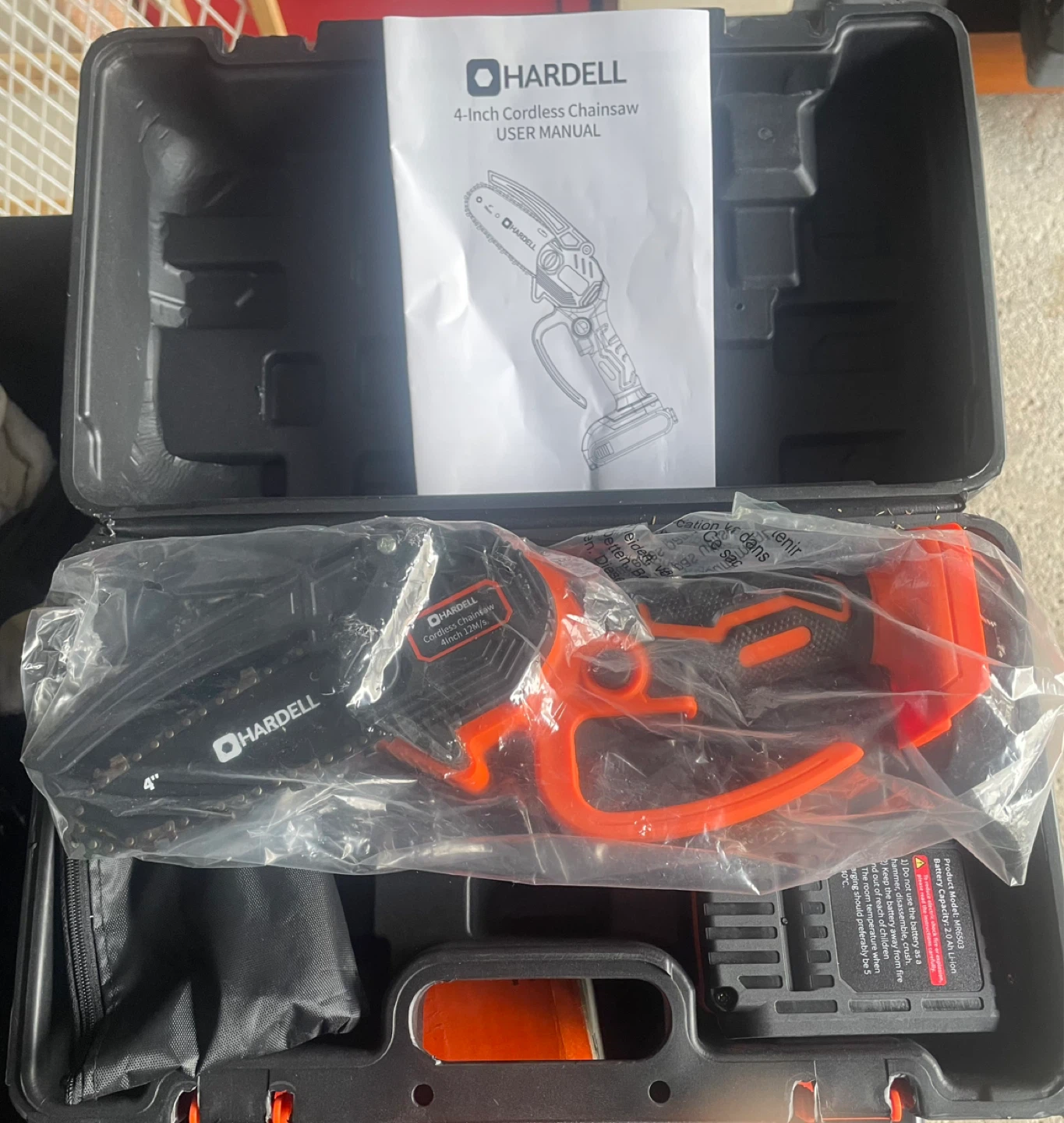 Hardell 4-Inch Cordless Chainsaw - photo 2