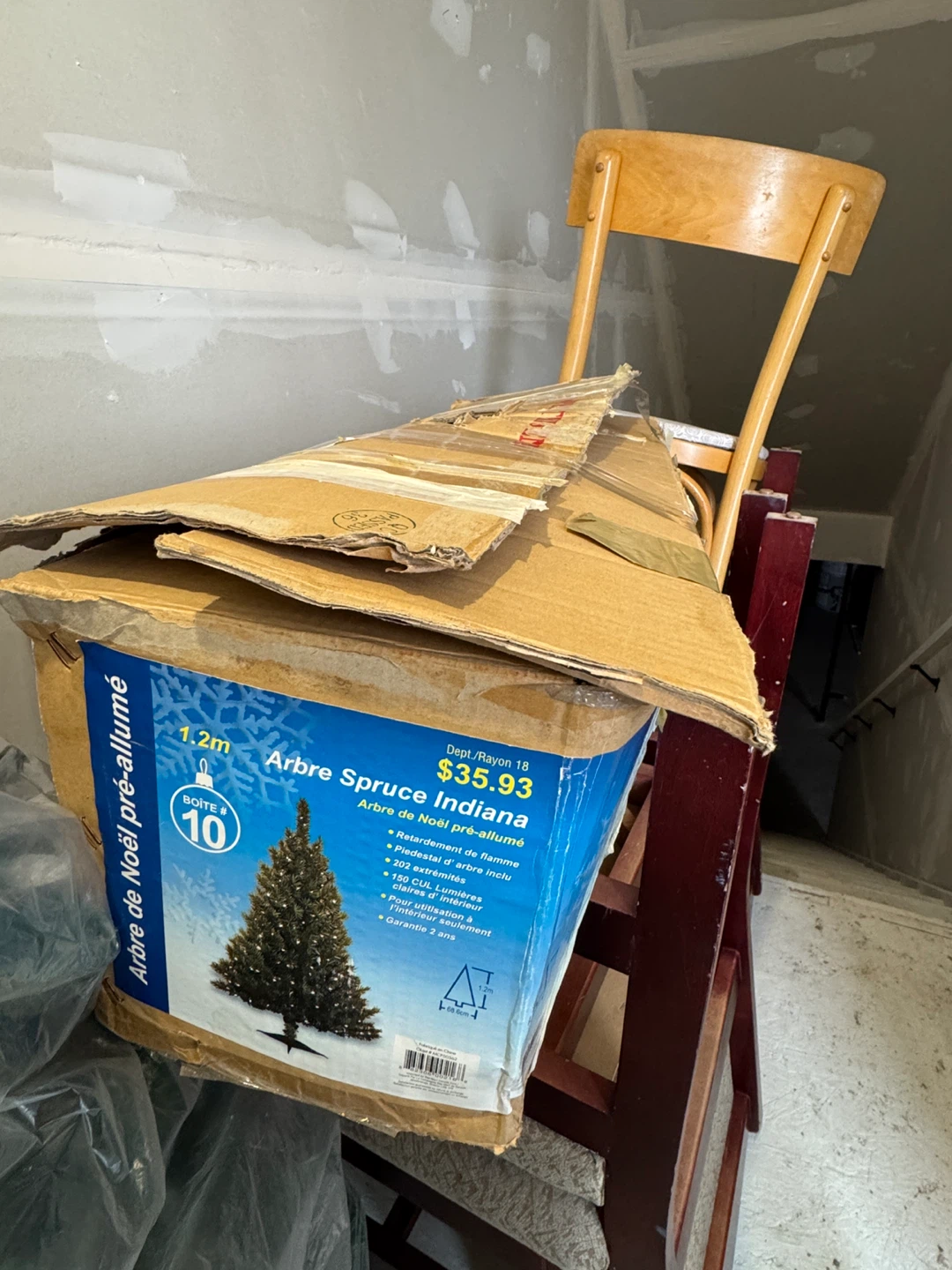 1.2m Pre-Lit Spruce Indiana Christmas Tree