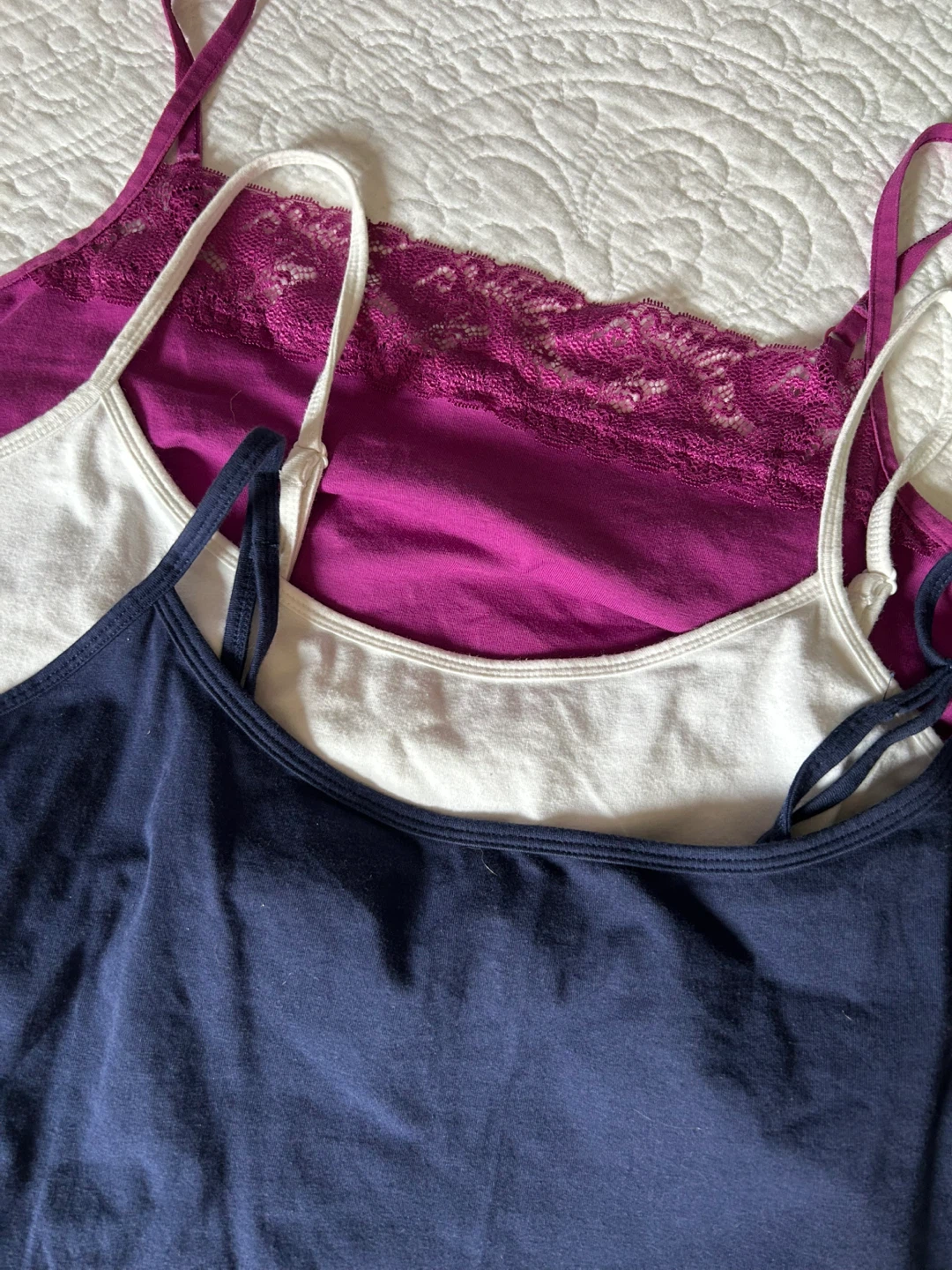 3 Camisoles - Purple, White, Navy - photo 2