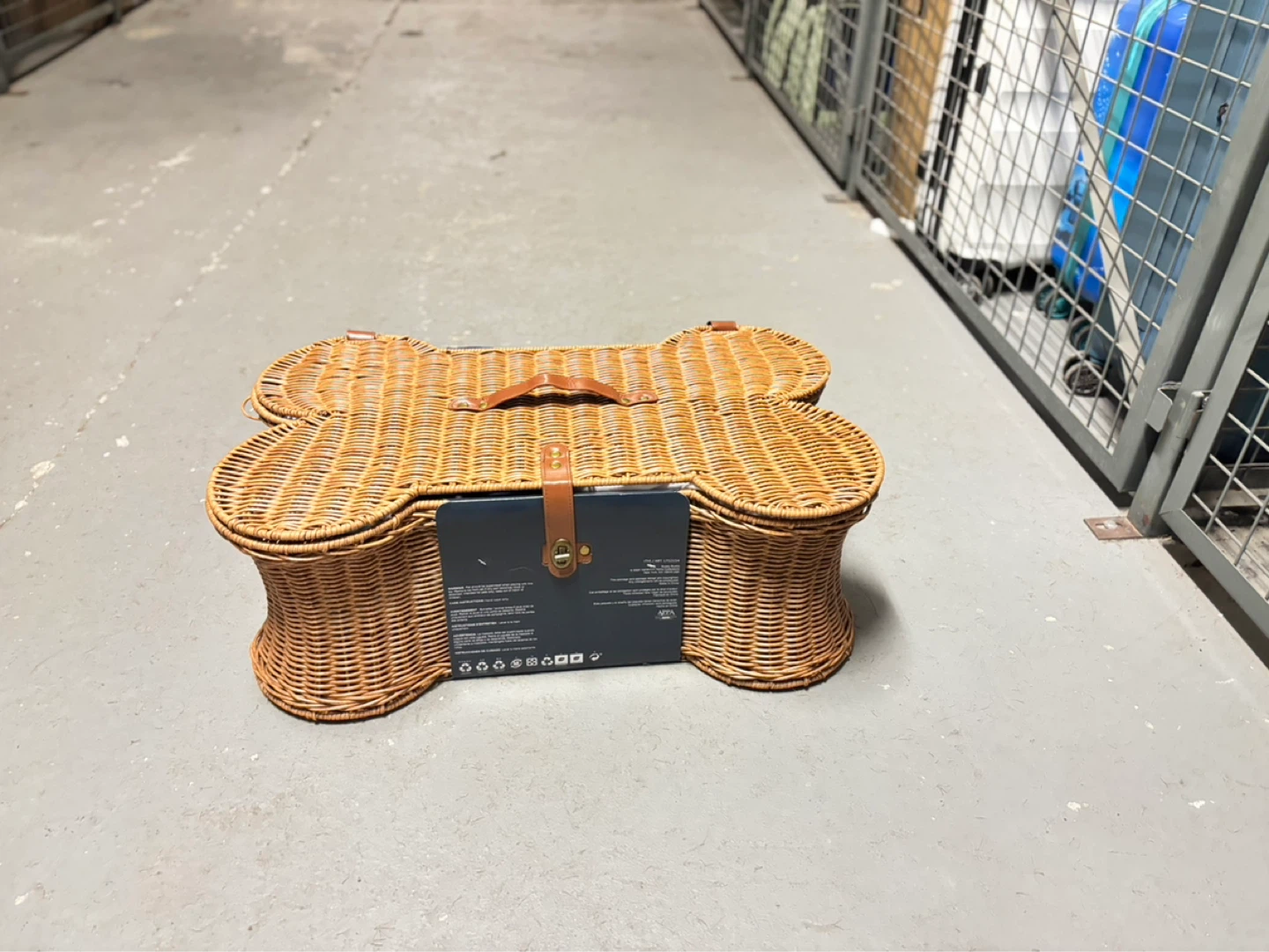 Wicker Dog Bone Shaped Picnic Basket