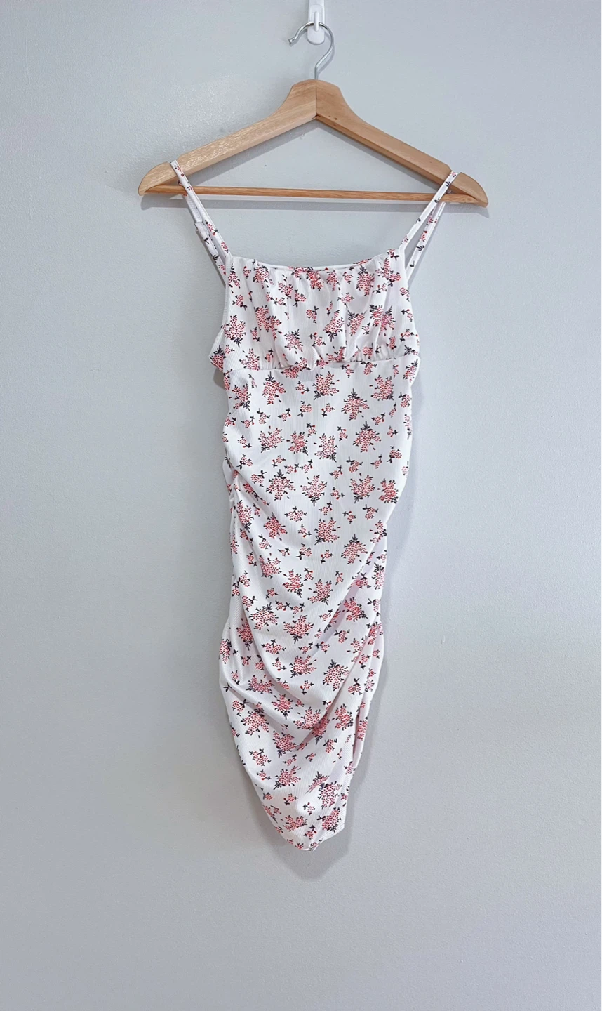 Zara Brand New Floral Ruched Spaghetti Strap Dress