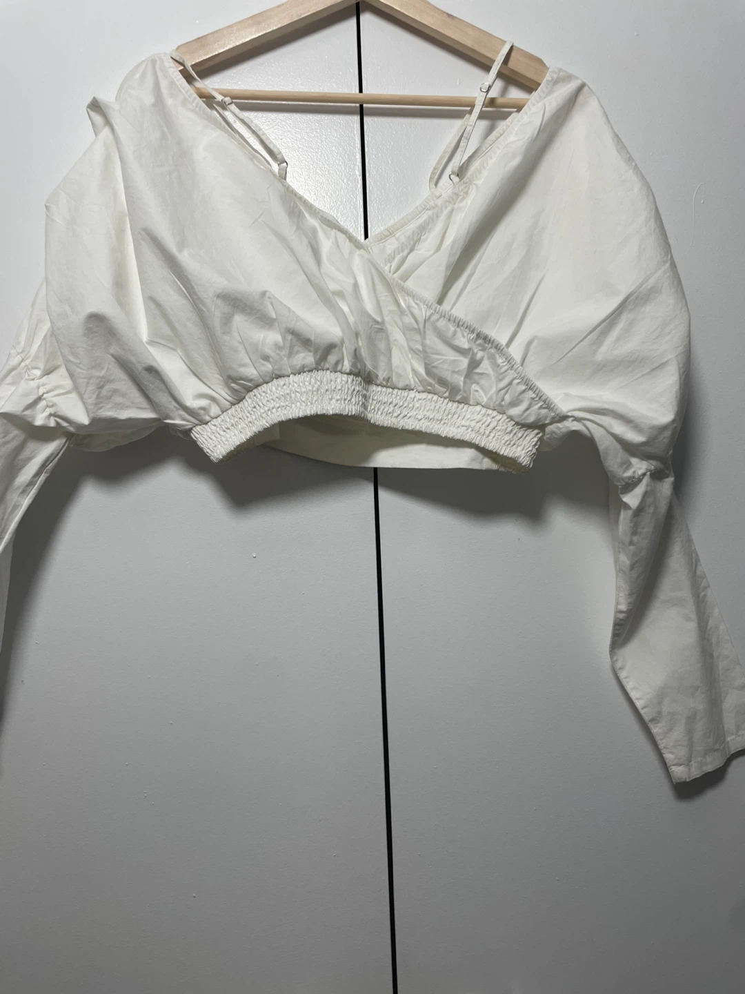White Cropped Balloon Sleeve Top