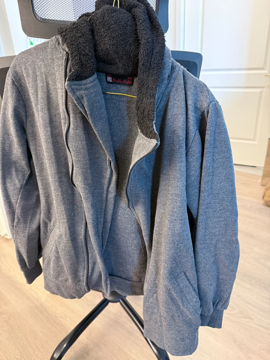 Belle Fille Fleece Lined Zip-Up Hoodie Size M