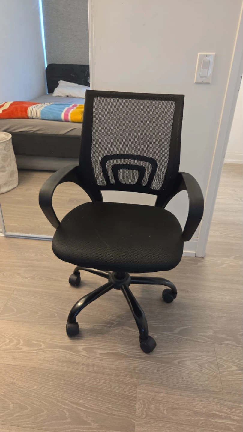 Black Office Swivel Chair
