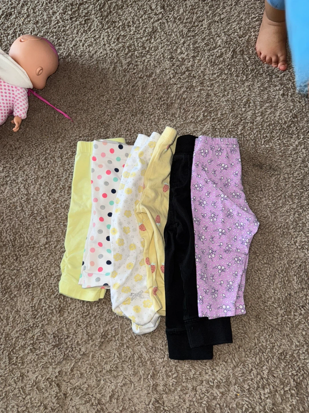 Baby Girl 3-6M+ Clothes Bundle - photo 3