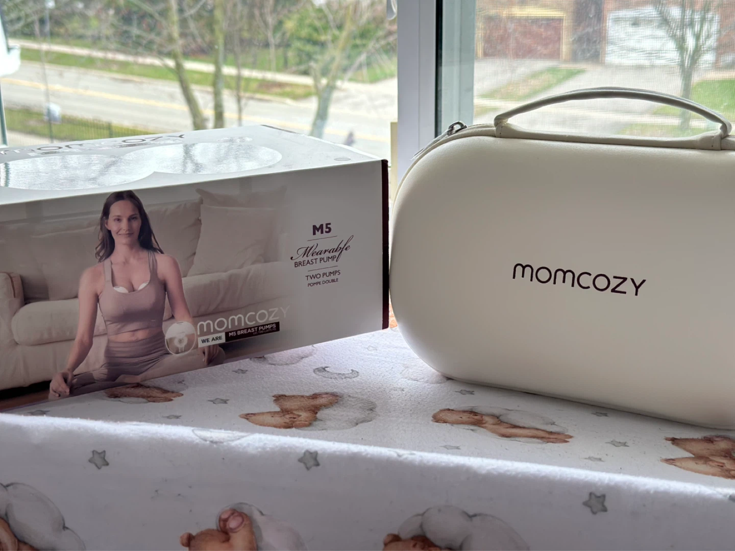 Momcozy M5 Wearable Breast Pumps