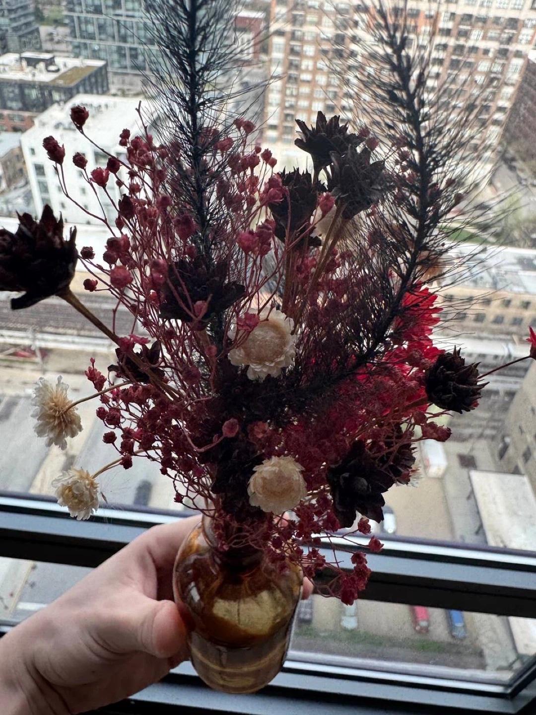 Glass Vase with Dried Flowers - photo 2
