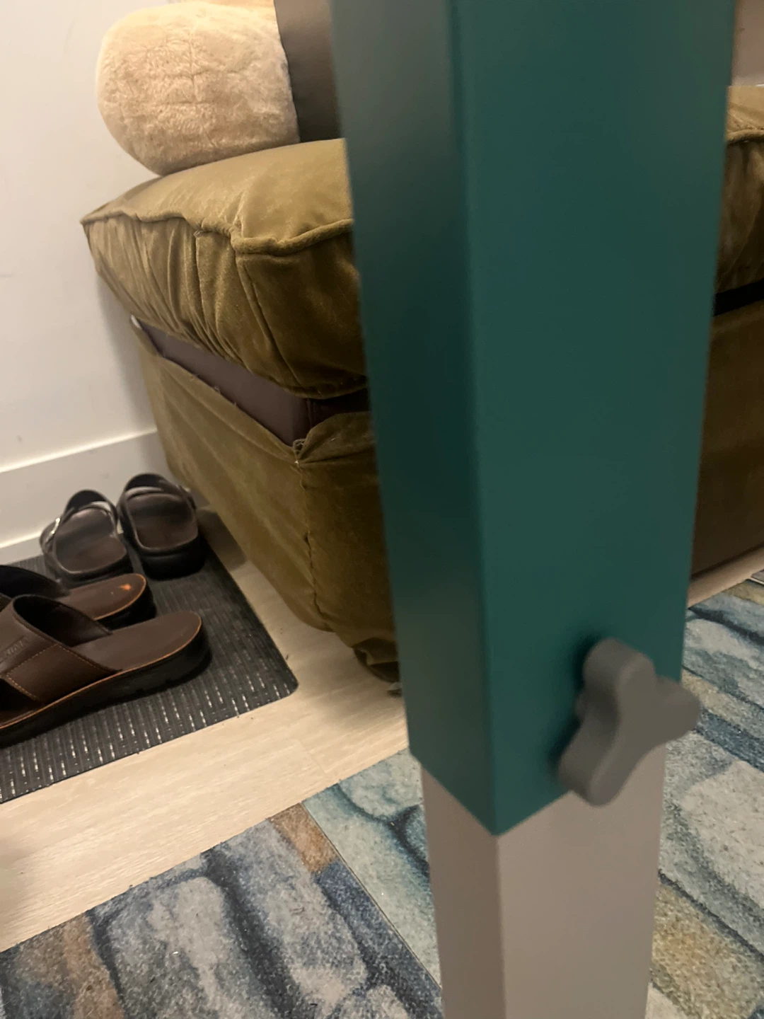 White and Teal Table - photo 5