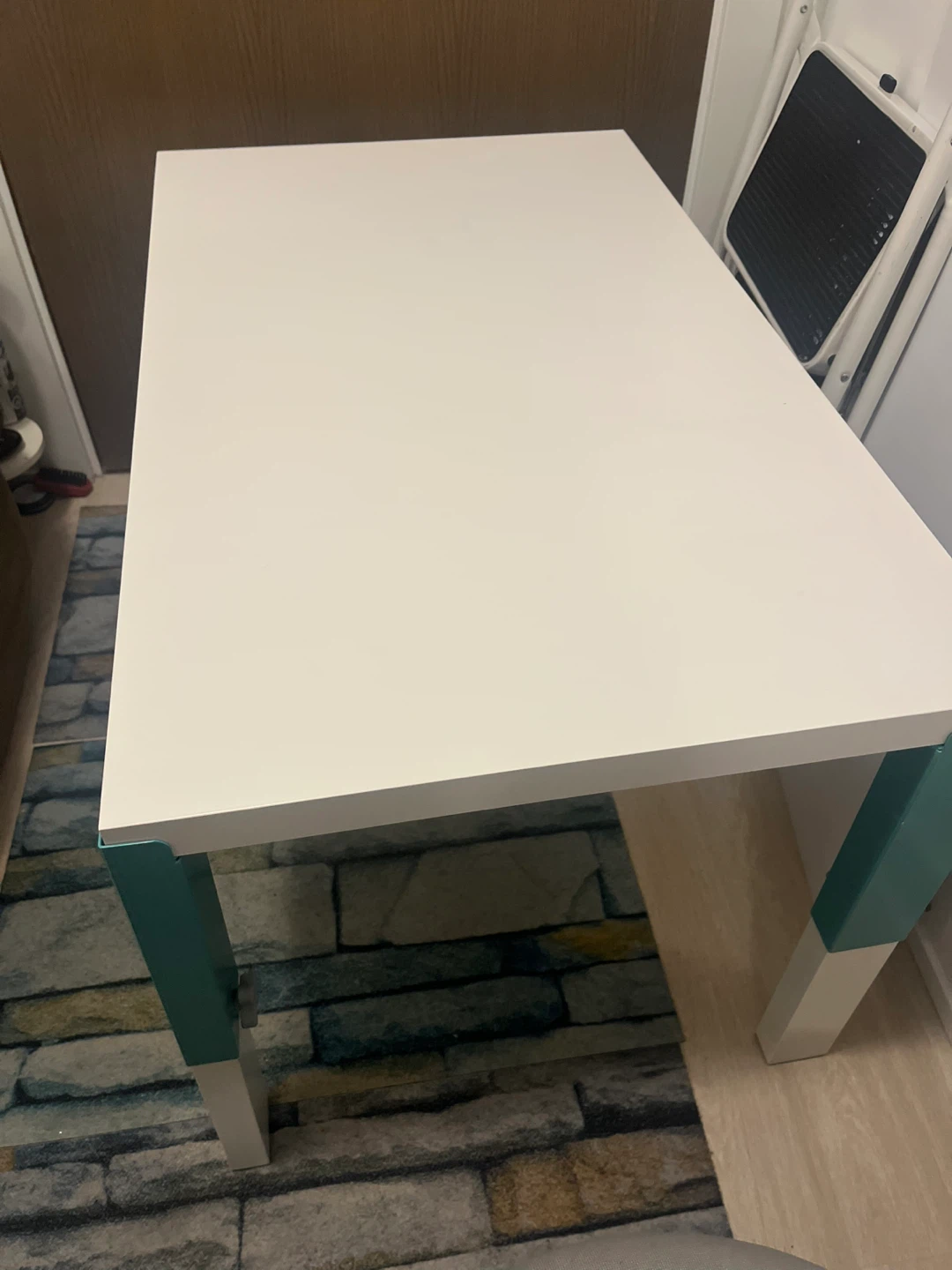 White and Teal Table - photo 3