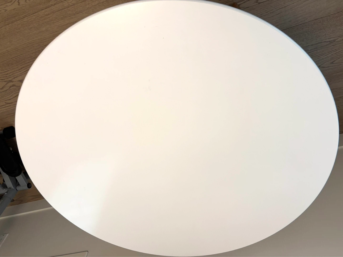 JEGIND Round Dining Table - 105 cm Diameter - photo 3