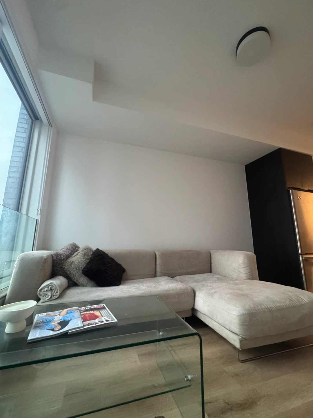 Sectional Sofa - Light Beige - photo 2