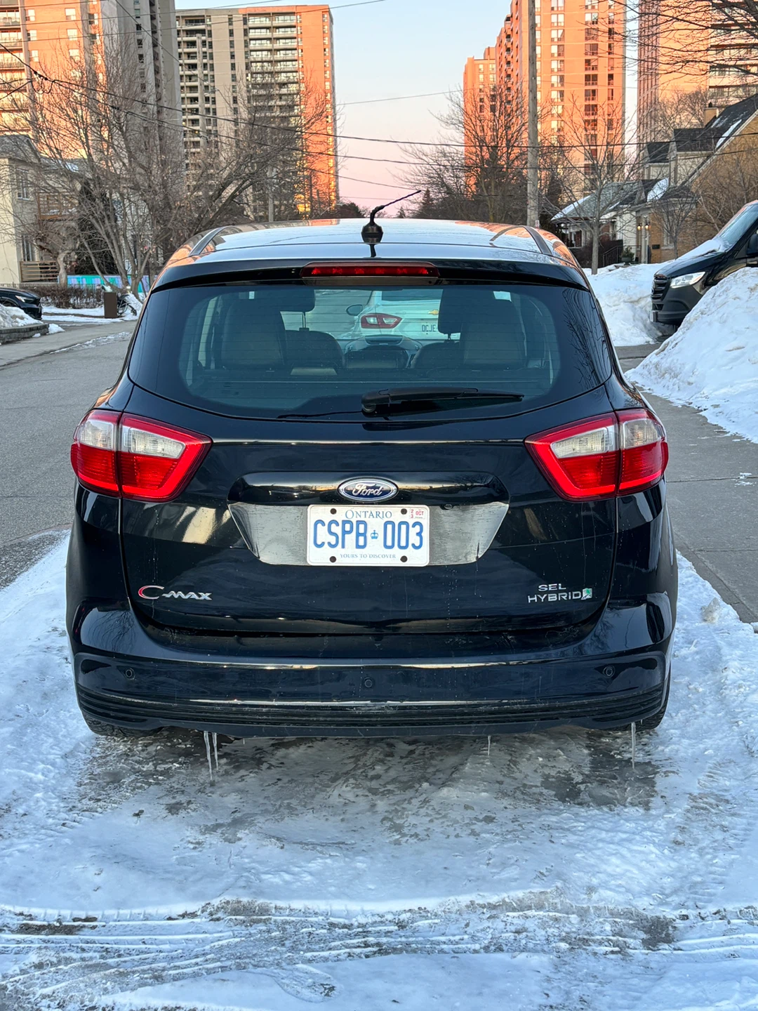 2013 Ford C‑Max SEL – Hybrid – Clean Title - photo 3