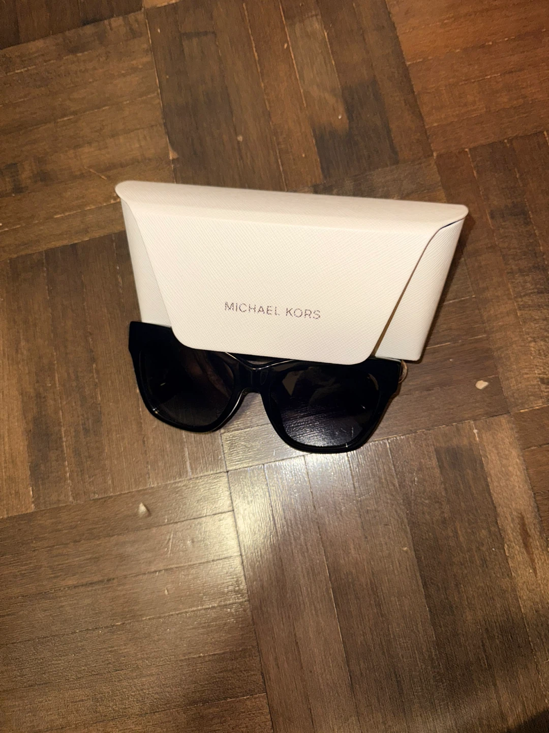 Sunglasses - photo 5