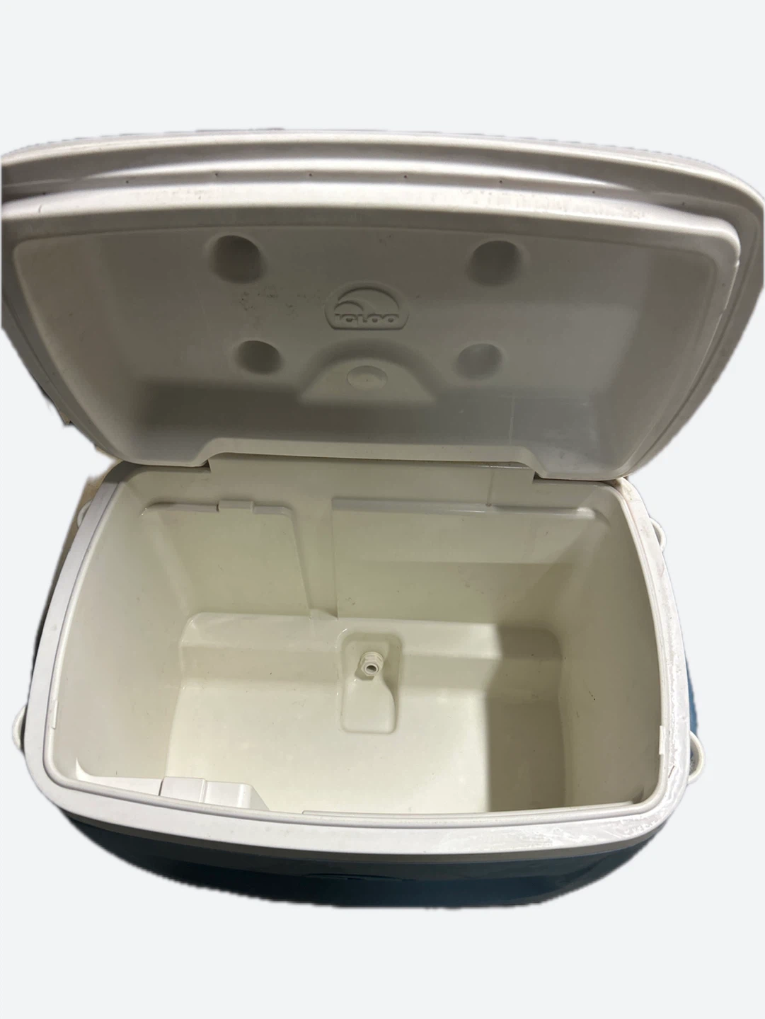 Igloo Rolling Cooler - photo 2