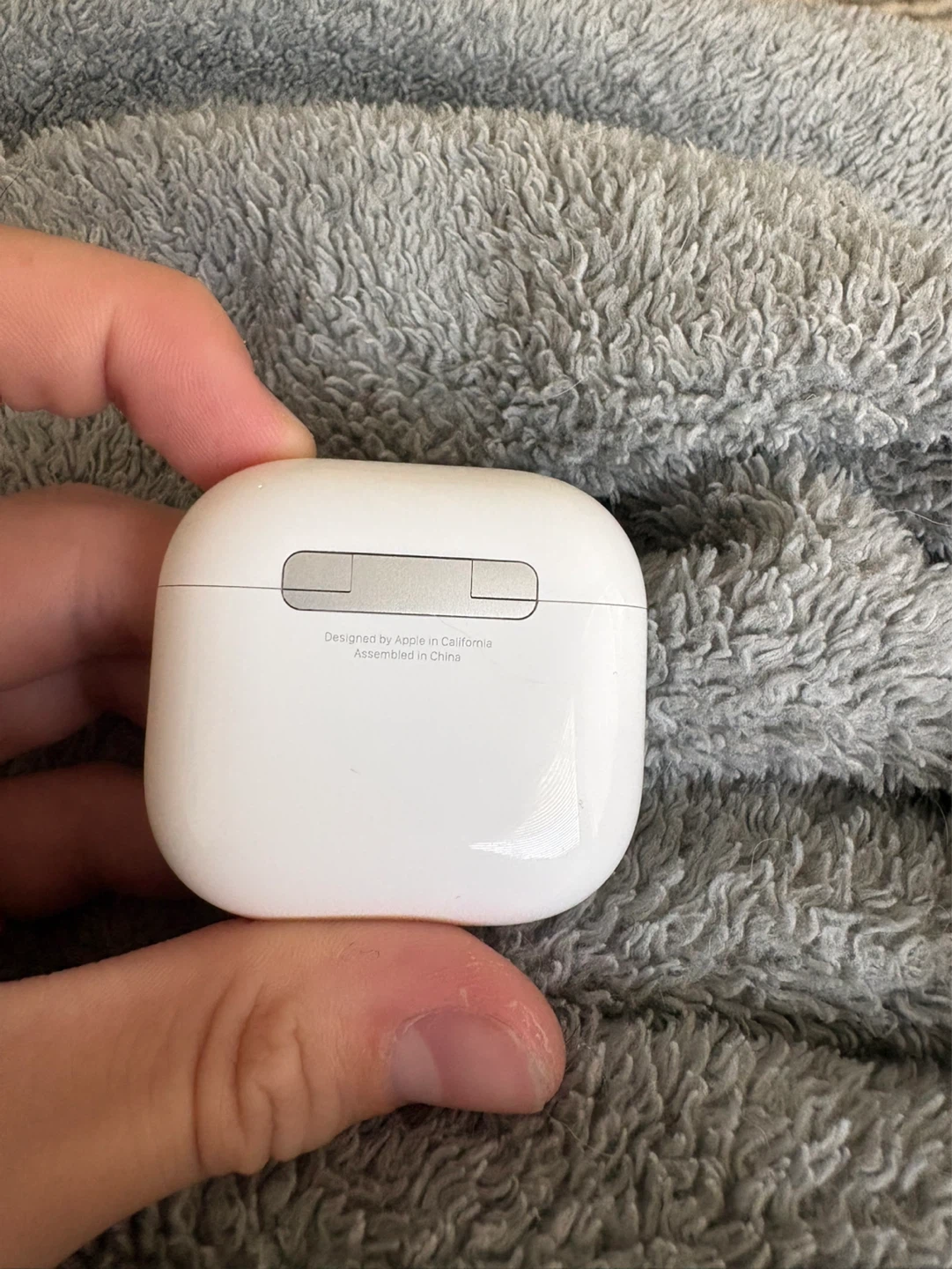 Apple AirPods 4 - photo 2