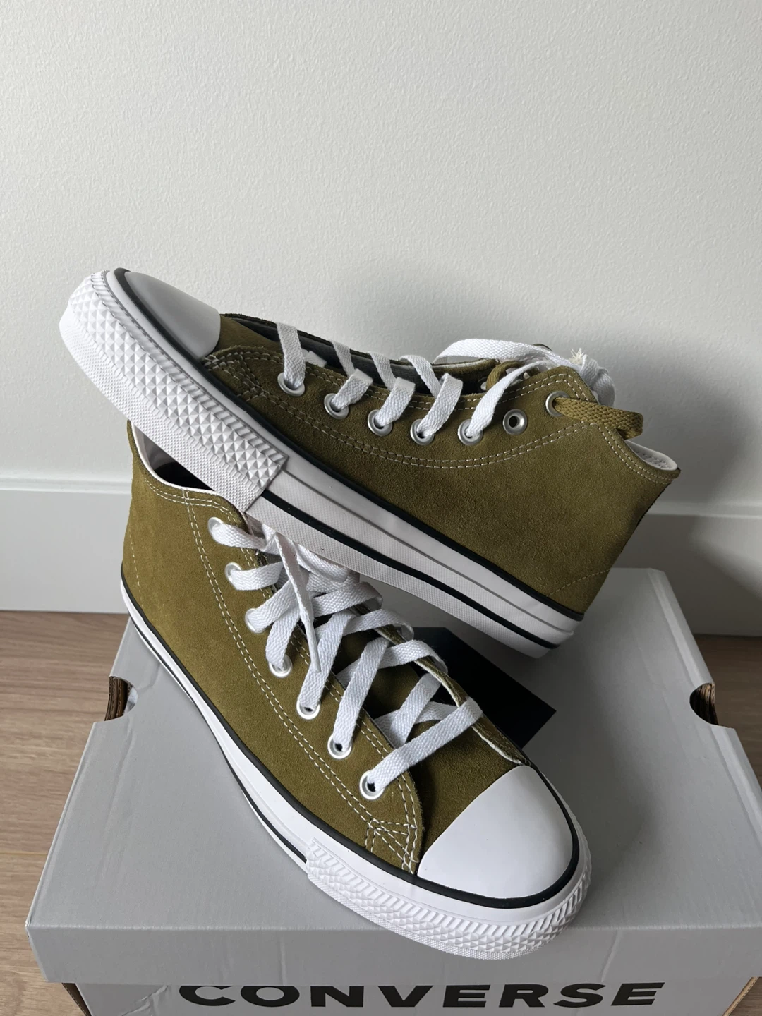 Converse Chuck Taylor Pro Mid - photo 2