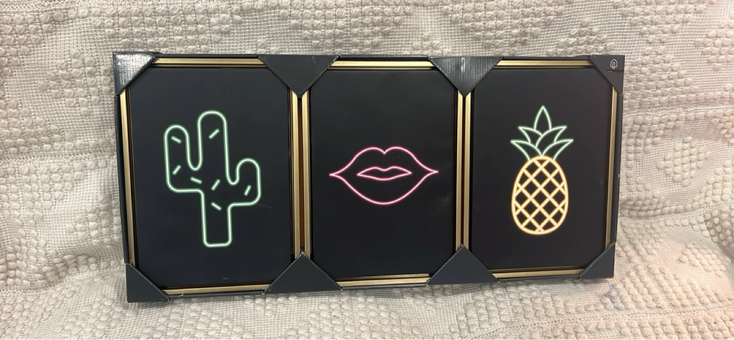 Neon Wall Art - Cactus, Lips, Pineapple
