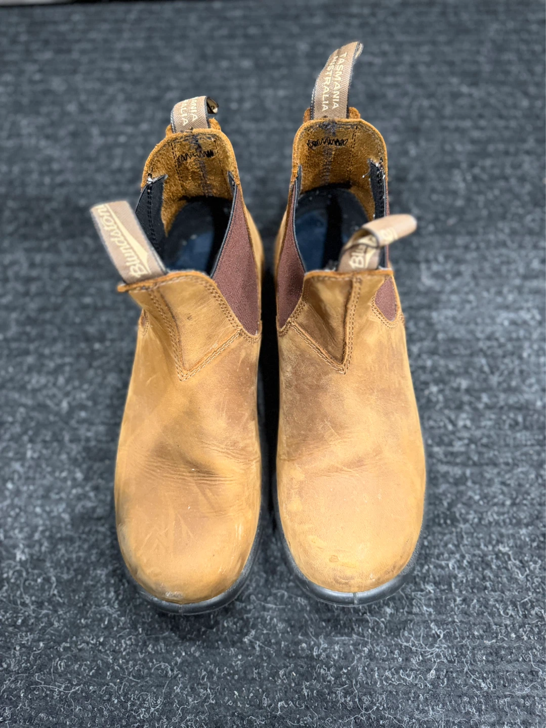Blundstone Leather Chelsea Boots - Rustic Brown