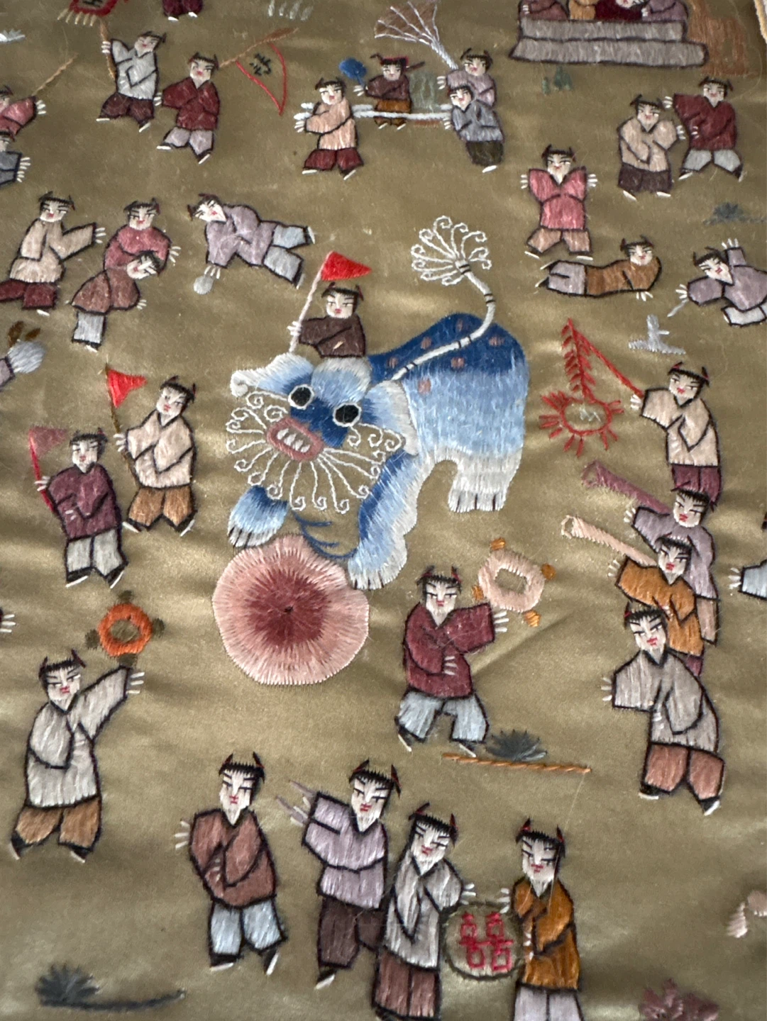 Embroidered Silk Wall Hanging Tapestry Scene - photo 2