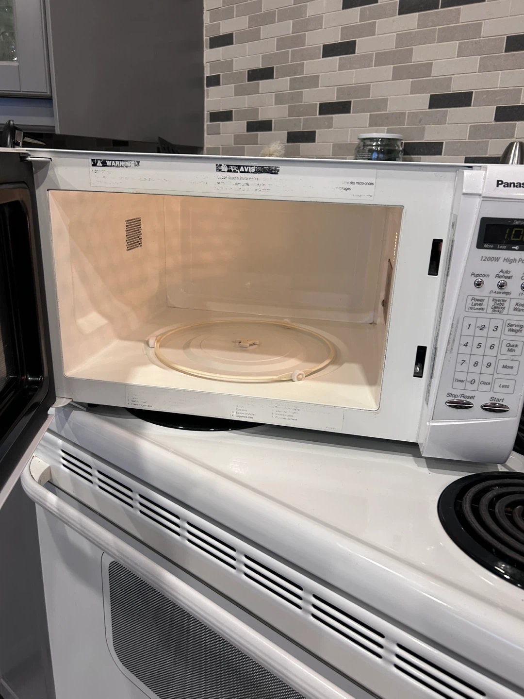 Panasonic 1200W Inverter Microwave - photo 5
