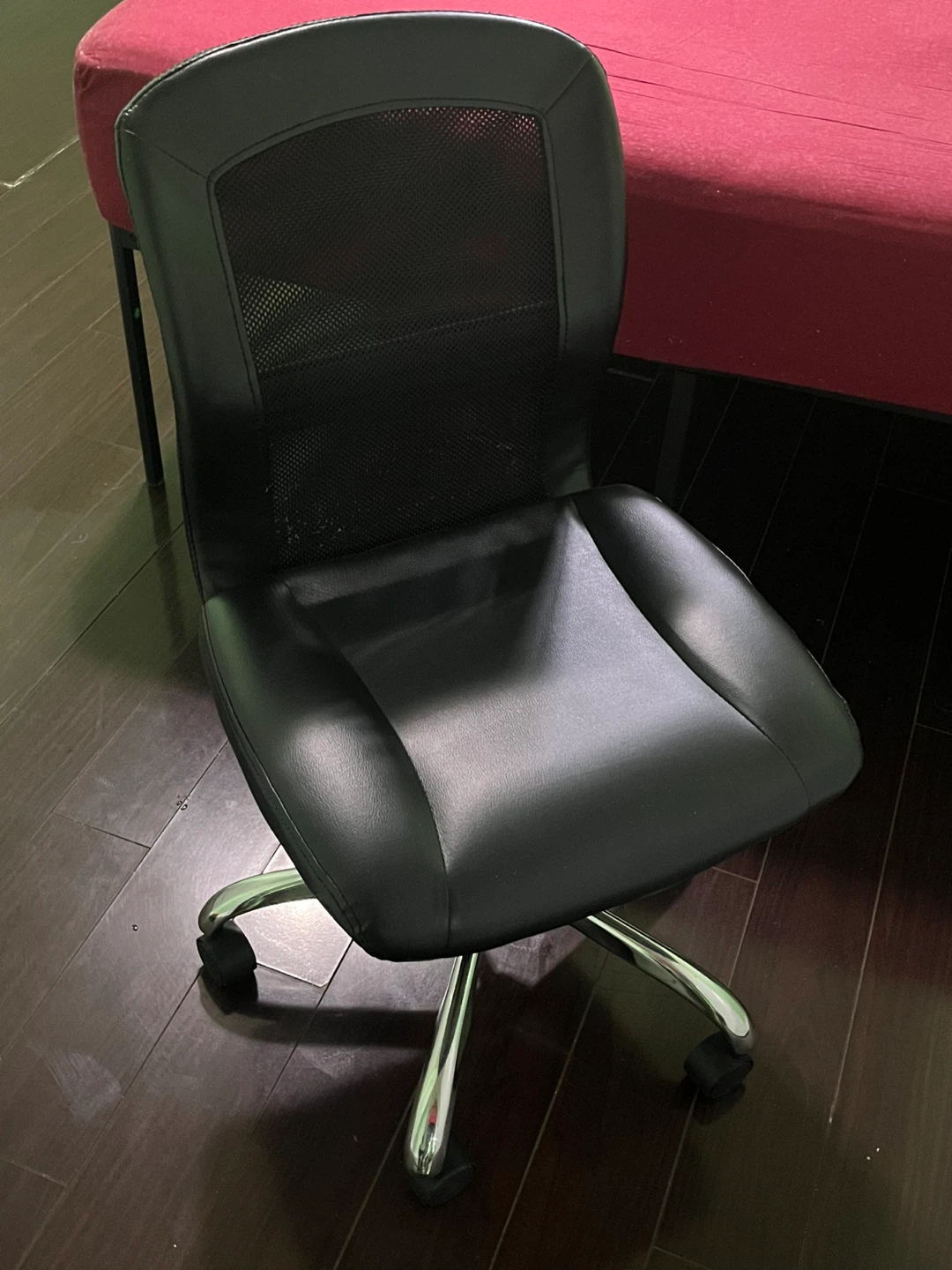 Black Office Chair with Mesh Back