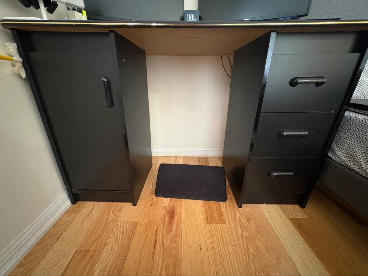 Work Desk with Drawers and Chair - photo 2