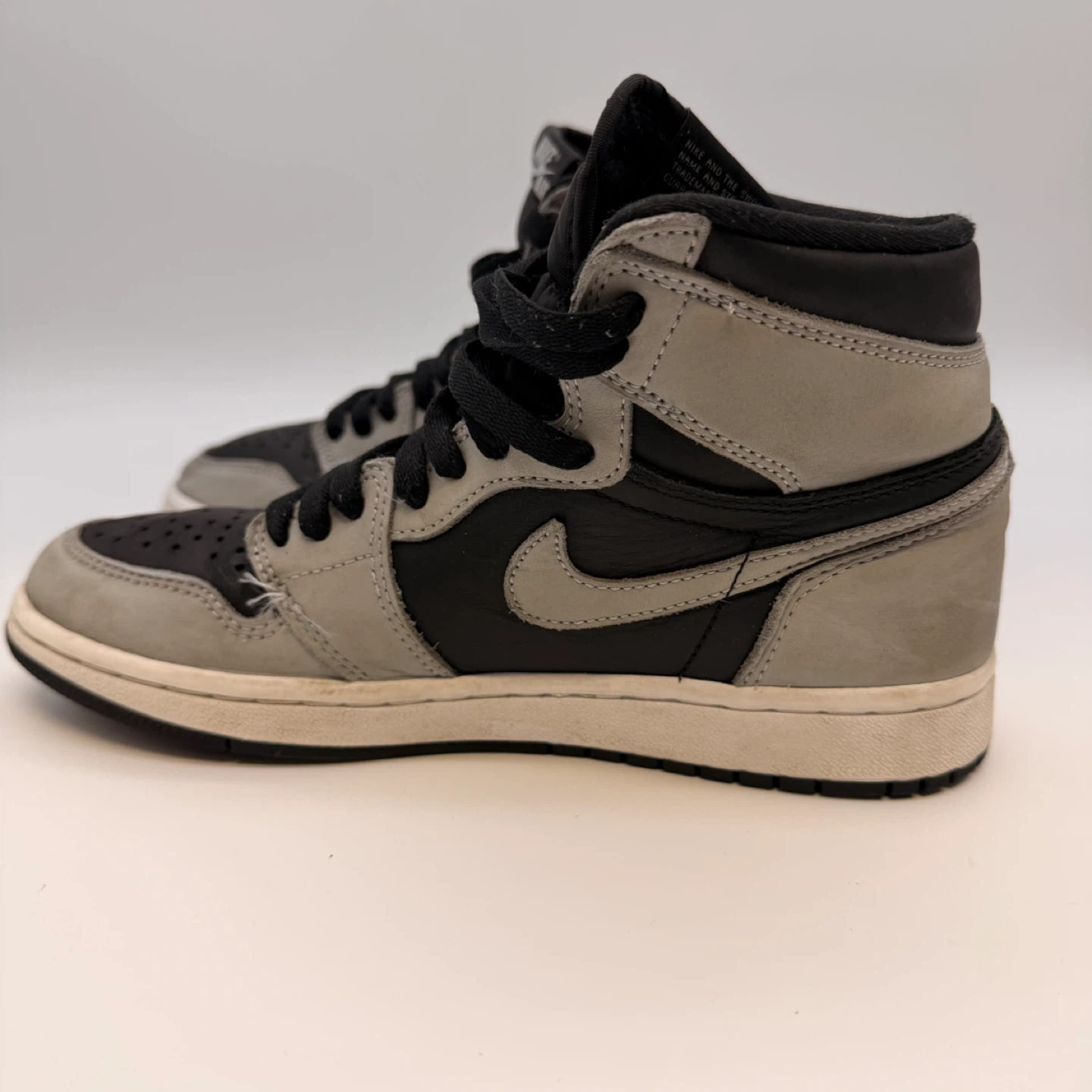 Air Jordan 1 High OG "Shadow" Sneakers men 6 women 7.5 - photo 3