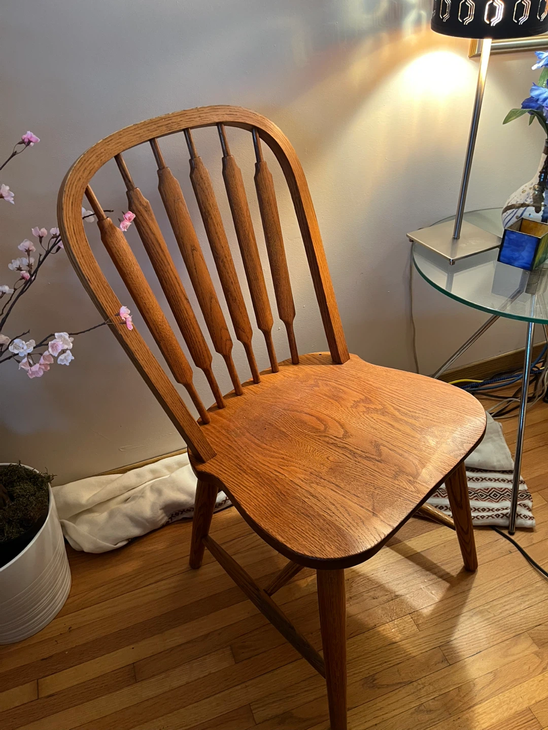 Vintage Richardson Brothers and Company Solid Oak Spindle Chair