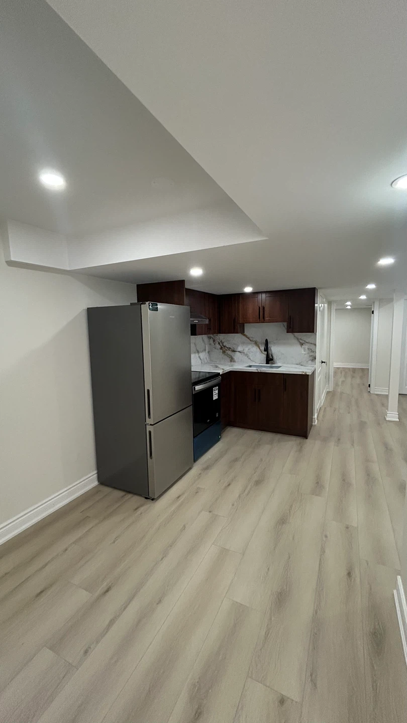 Newly built 2 Bedrooms Basement for rent - photo 5