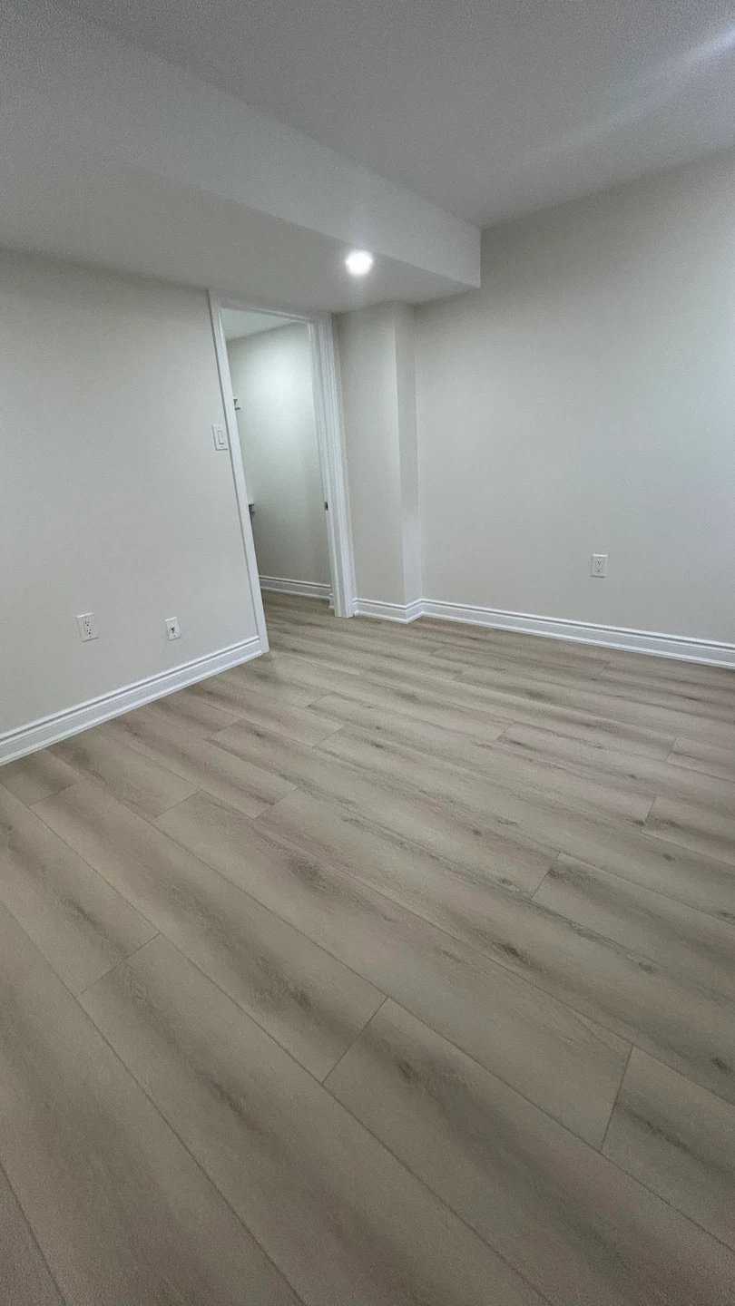 Newly built 2 Bedrooms Basement for rent - photo 4