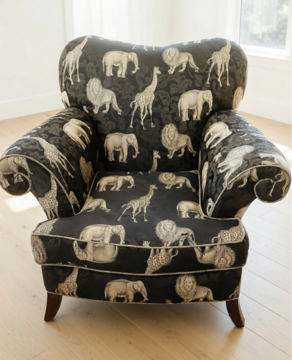 Fauteuil à motif animalier