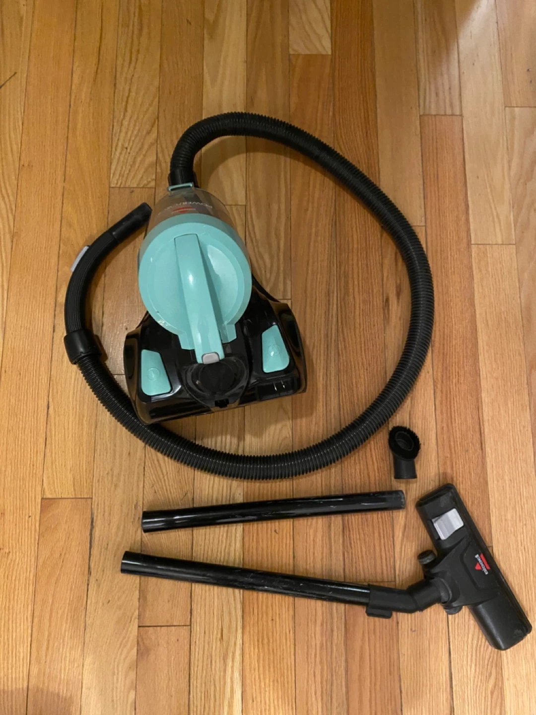 Bissell PowerForce Compact Bagless Vacuum - photo 2