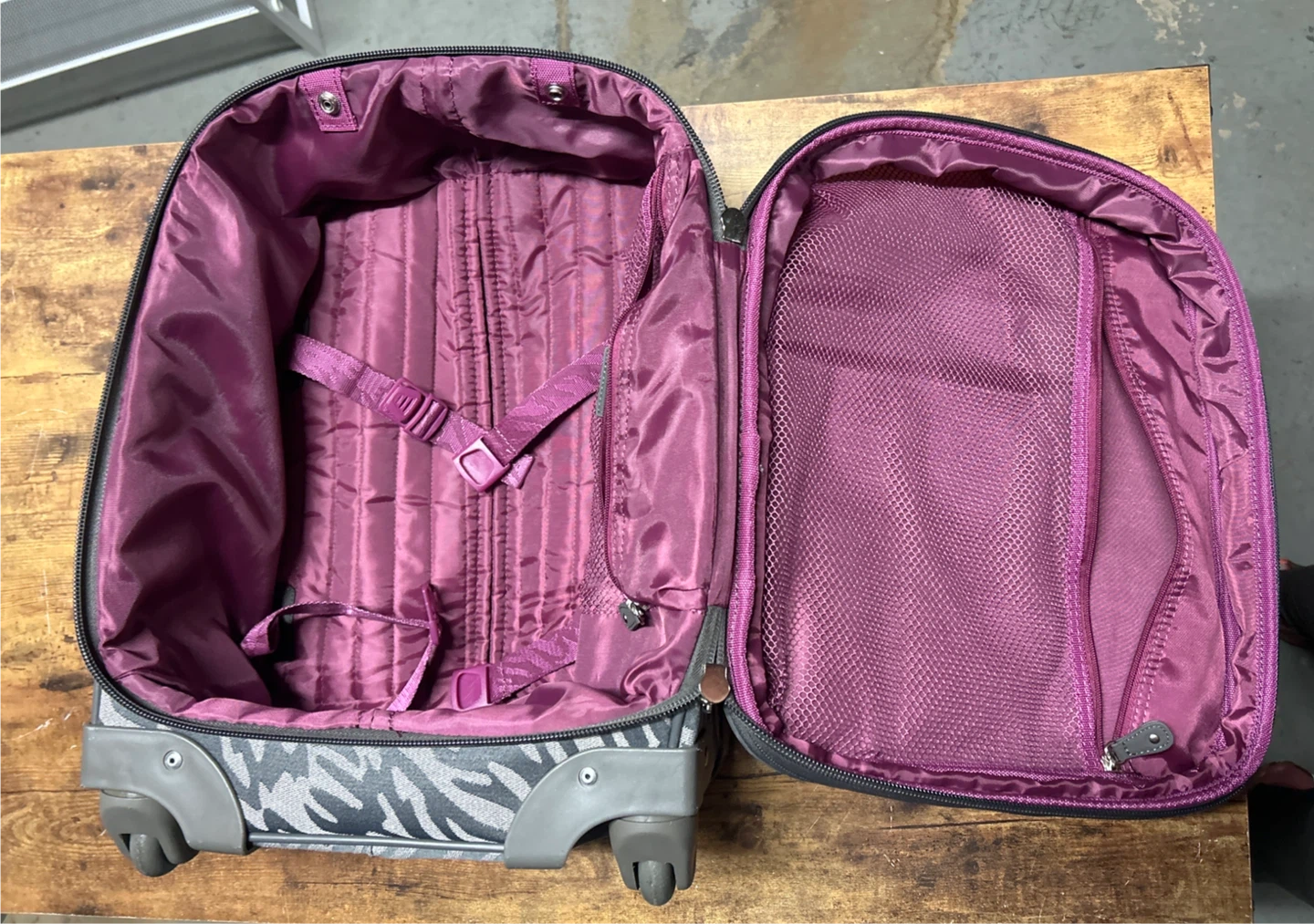 Anne Klein Rolling Carry-On Luggage - photo 2