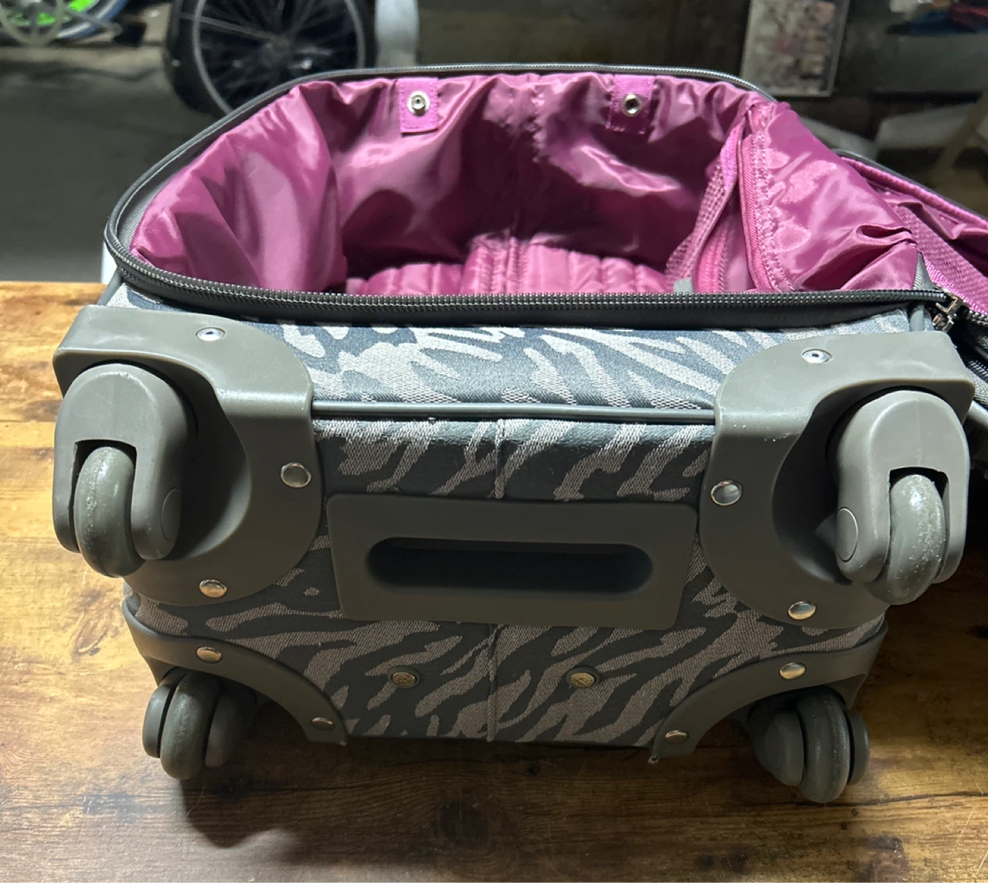 Anne Klein Rolling Carry-On Luggage - photo 3