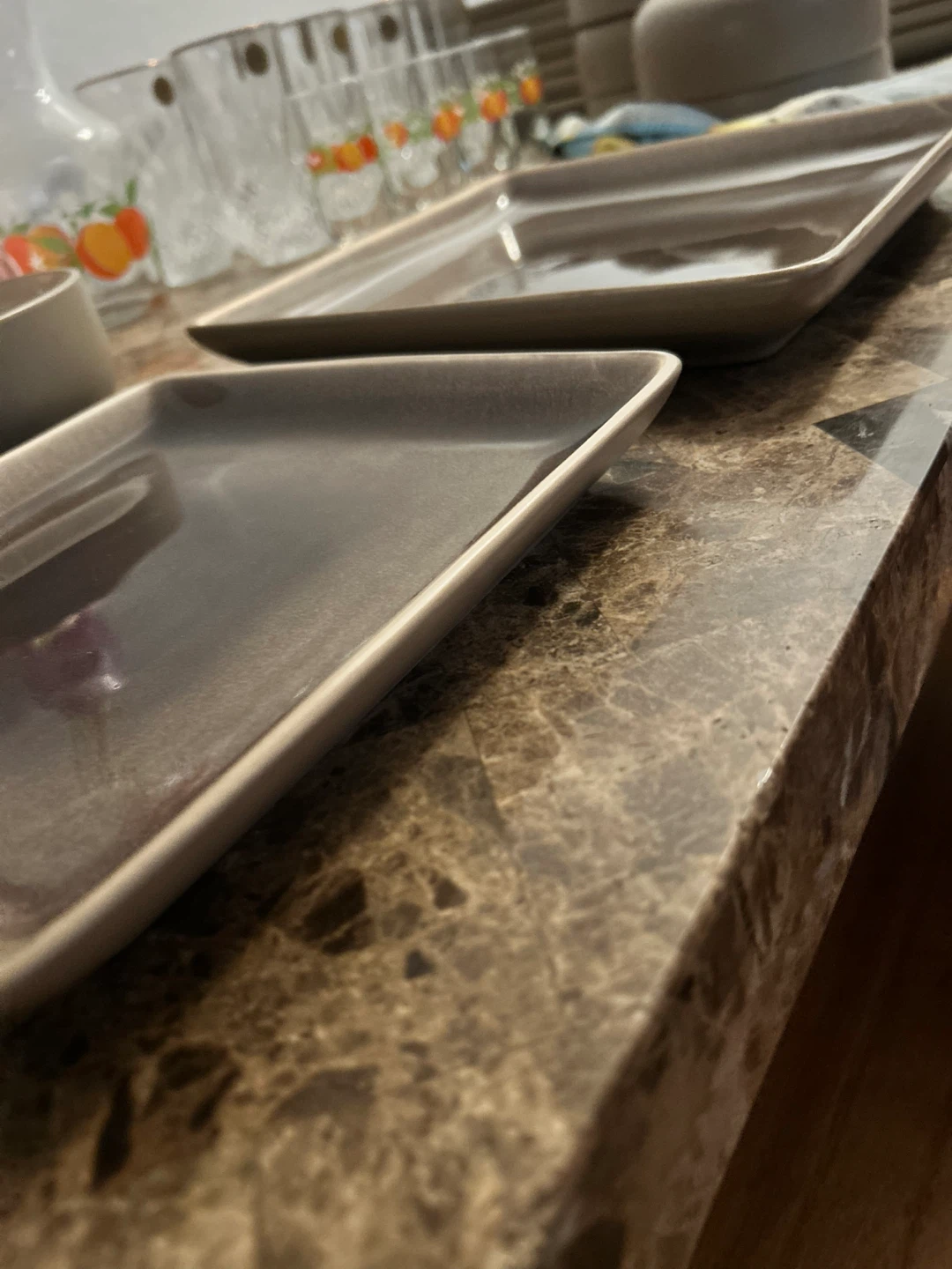 Large and Small Studio Mink Plates with matching Bowl - photo 3