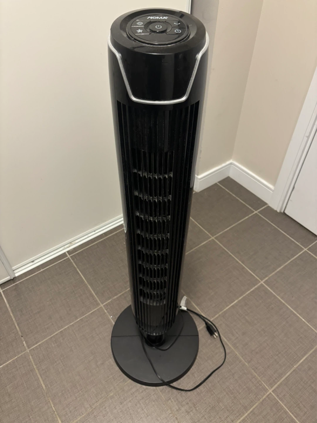 Noma Black Tower Fan - photo 2