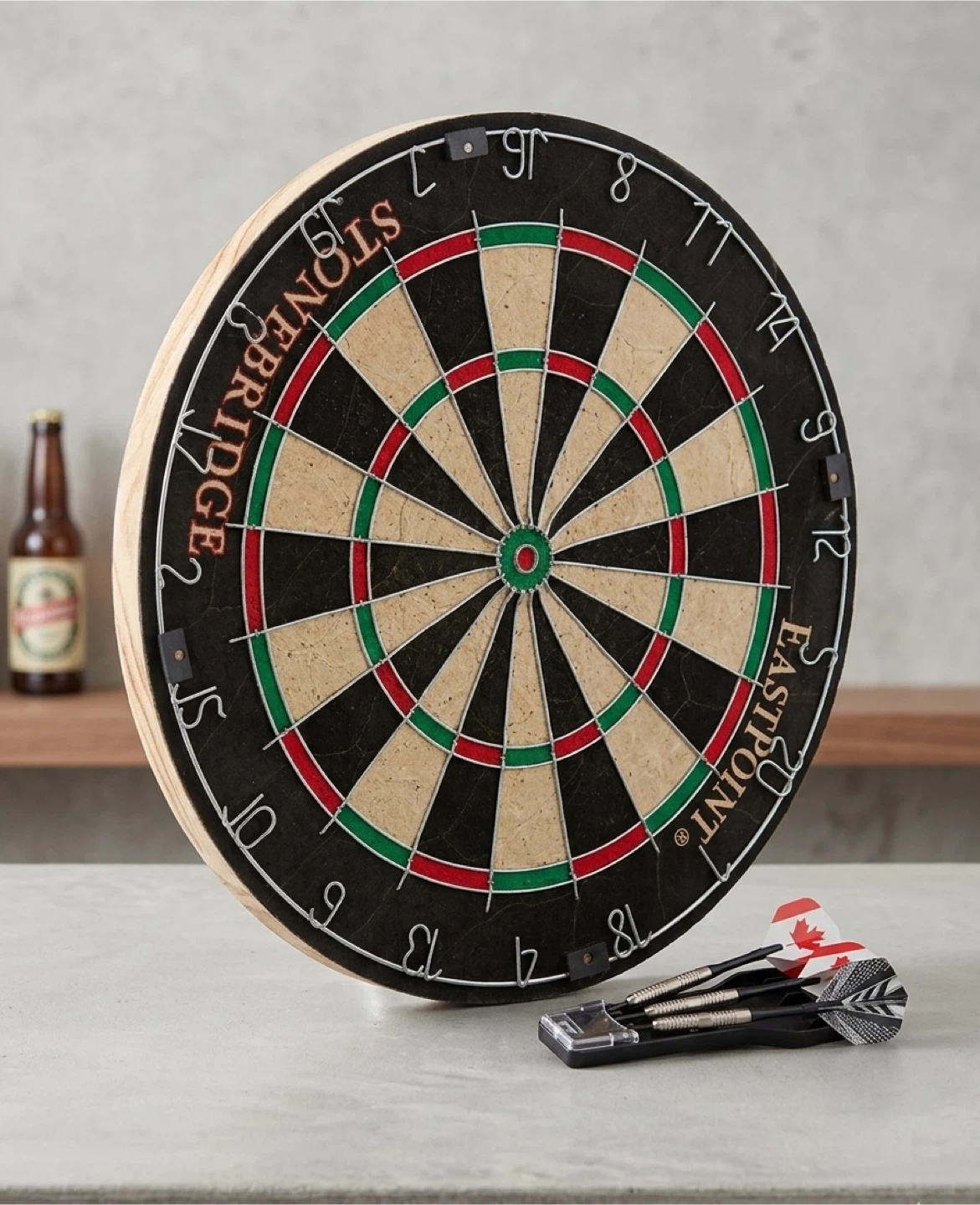 Eastpoint Stonebridge Dartboard with Darts