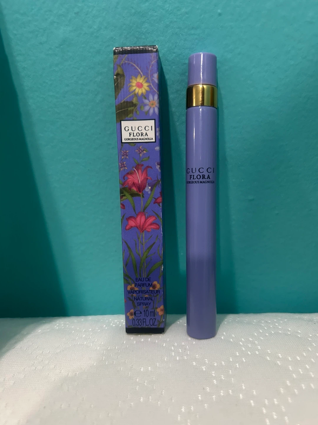 Gucci Flora Gorgeous Magnolia Eau de Parfum Rollerball - 10ml