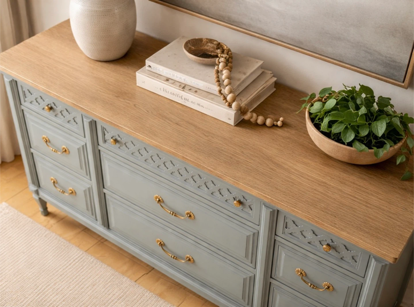 ✨ Olive Toned Solid Wood Dresser with Brass Details ✨ - photo 4