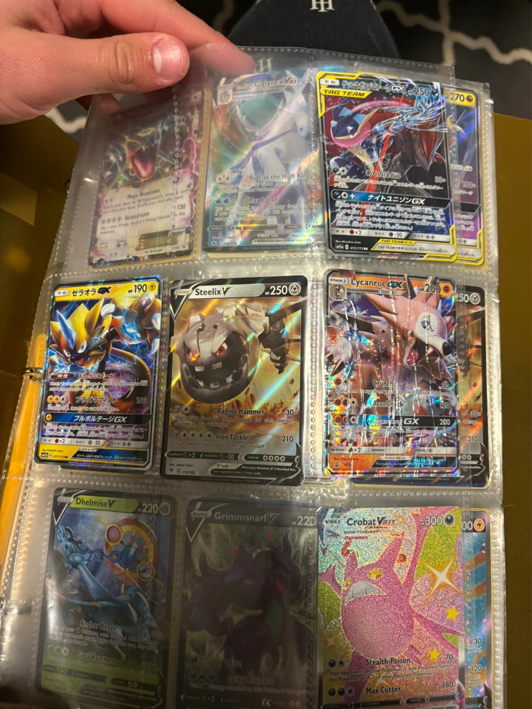 Selling pokemon binder - photo 2