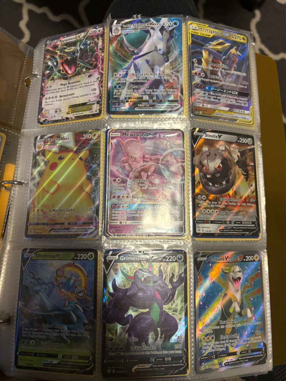 Selling pokemon binder - photo 3